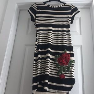 Bodycon striped dress with embroidered rose